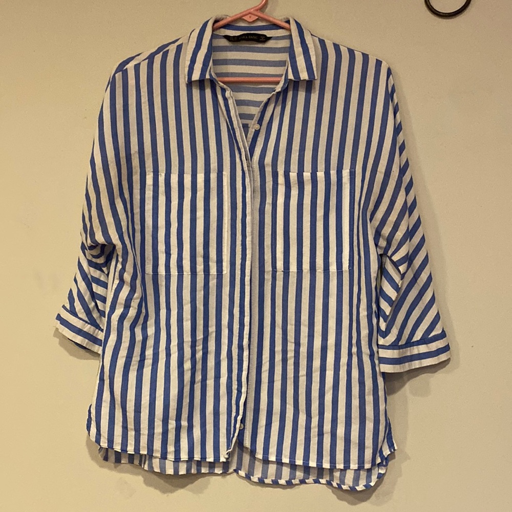 Zara Basic Xs Button Down Shirt - image 1